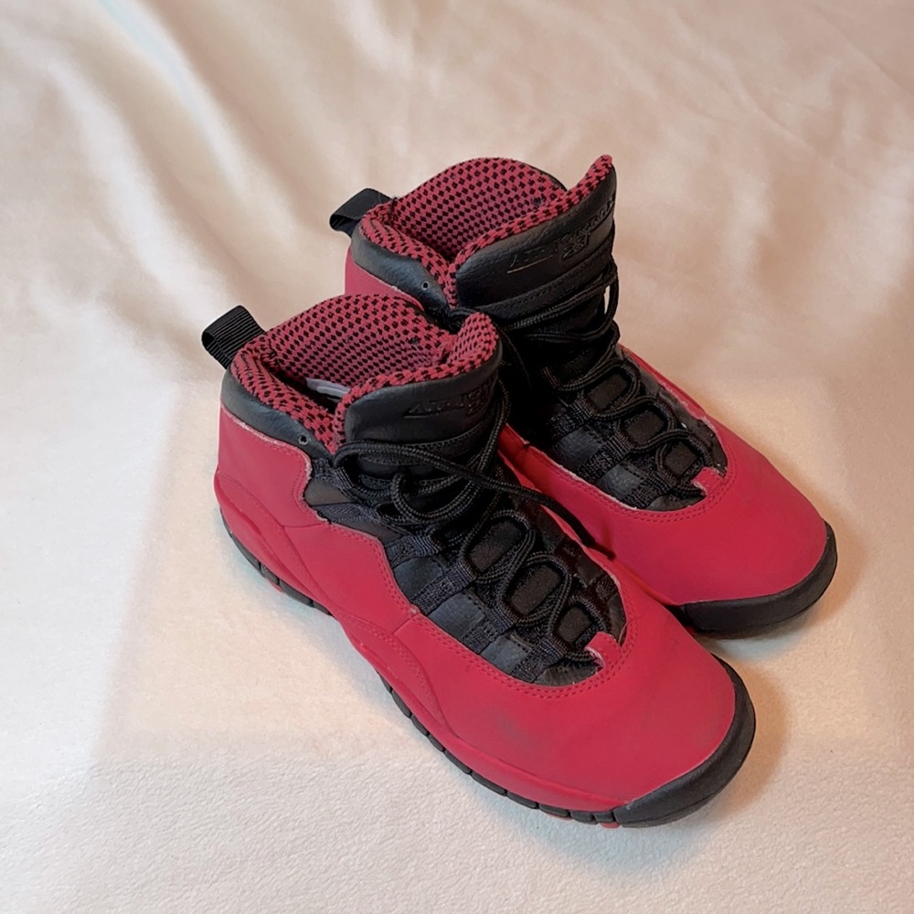 Jordan’s 10 Red & Black